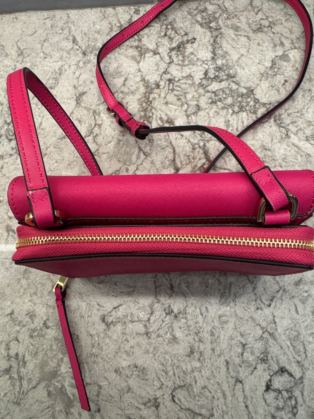 Crown and Ivy Charlotte Crossbody - Picture 4 of 7